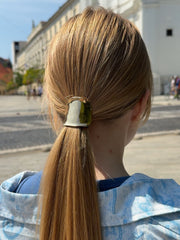 Kovová minimalistická gumička-klip